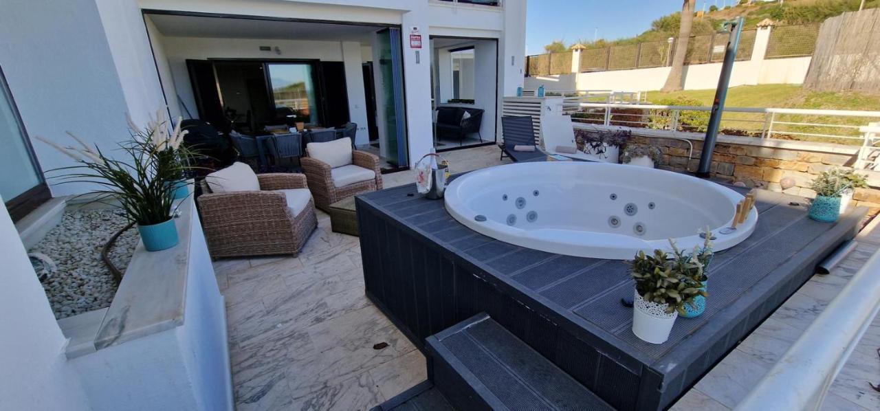 Casares Del Mar Luxury Apartment Málaga Exterior foto